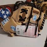 New 11.5" Rawlings Heart Of The Hide PROR934-2CP Baseball Glove Right Hand Throw. Fixed Price $219.99.