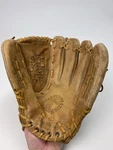 Spalding Competition Series SC4 12.5" Right Hand Thrower Glove 42-901A. Fixed Price $25.00.