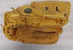 # 42-5315 Softball Mitt / Glove E-z Flex Spalding The Classic Rht. Fixed Price $19.95.