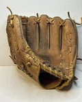 Wilson Youth Baseball Glove A2161 Fred Lynn Pro Model 9 Rht. Fixed Price $18.00.