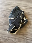 Mizuno Gpmp 1200T Lht Leather Black Gray Baseball Glove 12" Premier Pro. Fixed Price $22.99.