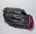 Mizuno 11.5" Finch Girls Glove Gpp 1155F1 Surefit Black Pink Rht. Fixed Price $15.00.