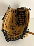 Macgregor T-ball Baseball Glove 10 T200 Series 95170. Fixed Price $7.99.
