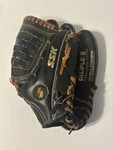 Ssk Dimple-ii 11 Baseball Glove Mitt Web Pocket. Fixed Price $35.00.