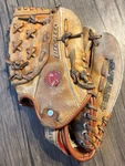 Mizuno MT1500 Leather Adult Pro Model Max Flex Baseball Glove Light. Fixed Price $16.99.