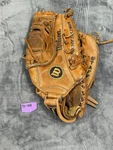 Wilson A2050 Professional Baseball Softball Glove Rht Strata Loc Select Cowhide. Fixed Price $26.00.