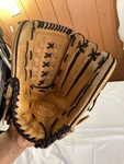 Louisville Slugger LP1350 13.5" Players Series Baseball Softball Glove Rht Right. Fixed Price $25.00.