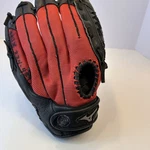 Mizuno Prospect Mmx 116P2 11.5" Ballpark Red/black Leather Baseball Glove Rht. Fixed Price $24.00.