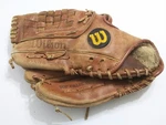 Wilson A2656 Lht Baseball Glove Signature Edition Tom Glavine Cow Leather Left. Fixed Price $29.95.