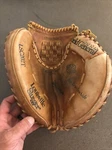 Pre-owned Louisville Slugger Catchers Glove Mitt LSC202T H&b Korea Rht (read). Fixed Price $35.00.