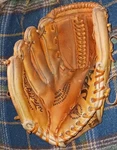 60'S Spalding 13" Baseball Glove-'bob Gibson 'model 42-3206', Lht. Fixed Price $46.00.
