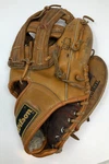 Wilson A9831 Softball Glove 12" Vintage Autograph Model Snap Action Rht Leather. Fixed Price $13.95.