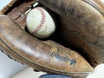 Elston Howard Rawlings MJ50 Professional Model Rht Catcher's Mitt Glove. Fixed Price $45.00.