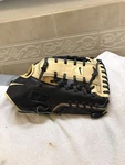 Nike Diamond Elite Show 1150 Dwp 11.5 Baseball Glove Right Hand Throw New/wotag. Fixed Price $200.00.