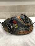 Mizuno MFR-C011 Franchise Pro Scoop 33.5 Baseball Catchers Mitt Right Throw. Fixed Price $100.00.