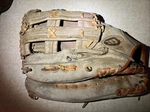Wilson A9813 Adult Baseball Softball Glove Lht. Fixed Price $19.99.