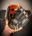 Rawlings 11'" Baseball Glove PL110NO Fits Left (for Right Handed Throwers). Fixed Price $9.98.