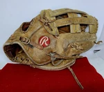 Rawlings The Century Series C100-8 Glove Rht Throw. Fixed Price $21.00.