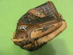 Rawlings Playmaker PM2609DBP Leather Palm 13" Rht Softball Glove. Fixed Price $19.95.