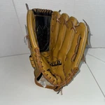 Franklin Field Master Series 22600-13" Baseball Softball Right Hand Throw Glove. Fixed Price $19.99.