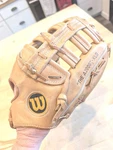 Minty Vintage Wilson A2000 Xlo Baseball Glove Rht 12.5 Inch Leather. Fixed Price $119.00.