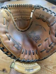 Rawlings Rmp 12SC The Select Series Catchers Mitt W/ Wrist Protector. Fixed Price $99.98.