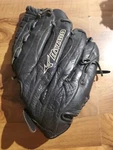 Mizuno Fastpitch Baseball Glove 12.5 Inch Supreme Series Lht (GSP1256D2). Fixed Price $25.64.
