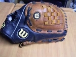 Wilson A2161 AS14 Baseball Glove 12-1/2 Blk Brn Leather Rht Advisor Staff. Fixed Price $26.50.