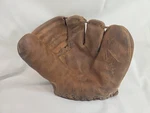 Vintage 1950S Wilson A2935 Baseball Catchers Glove Mitt Hawk Ray Jablonski. Fixed Price $39.99.