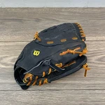 12" Wilson A1840 Pro Baseball Mitt Glove Rht Dual Hinge. Fixed Price $26.39.