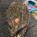Rawlings Baseball Glove Ryne Sandberg Signature Leather Rht 12". Fixed Price $19.97.