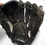 Mizuno GFM1100 Fast Pitch Magic Claw 13" Leather Softball Baseball Glove Rht. Fixed Price $25.00.
