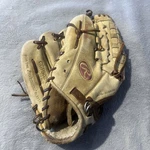 Rawlings Baseball Glove Rht GGP502 11C 12.5" Gold Series Left Hand Throw. Fixed Price $25.49.
