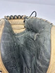 Rawlings Pro Design Elite Series 32.5'' Ggecmbc Catchers Mitt Rht. Fixed Price $59.99.