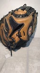 Easton Baseball Catchers Mitt Typhoon Series Right Hand Throw DT-2 Broken In. Fixed Price $29.95.