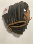 Franklin Fielding Glove 8 1/2" No Break-in Tee Ball Right Hand Thrower New. Fixed Price $15.95.