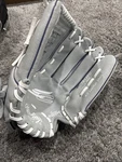 Rawlings Sure Catch 12" Youth Fast Pitch Softball Glove Gray Rht Model# SCSB12PU. Fixed Price $28.75.