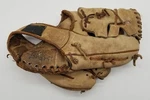 Diamond Master Model 3145 Baseball Glove Mitt Vintage Rht Signed By Brent. Fixed Price $25.50.
