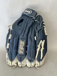 Louisville Tps Valkyrie Pro Series Black Baseball Glove Rh Thrower 13IN. Fixed Price $24.00.