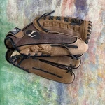 Louisville Slugger Dynasty DY1251 Baseball Glove 12.5" Rht Leather. Fixed Price $14.99.