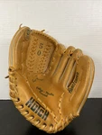 Hutch Vintage Baseball Glove Mitt Field Master Model 50 Rht Made Korea 1970S. Fixed Price $20.99.