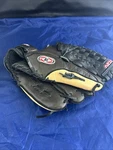 Easton Baseball Glove Black Typhoon T13-T Right Hand Throw Real Fit System. Fixed Price $19.95.