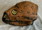 Wilson A0450 FP12 Fast Pitch Pro Rht Softback Glove. Fixed Price $14.99.