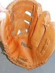 Nice Louisville Slugger Big Louie Softball Glove LSG6 Rawhide Leather Rht. Fixed Price $34.00.