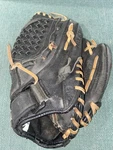 Mizuno Prospect Gpl 1151 Leather Baseball/softball Glove Power Close 11.5" Rht. Fixed Price $24.00.