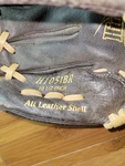 Rawlings Hight Series Youth Baseball Glove 10.5" (H105IBR) Right Hand. Fixed Price $25.00.