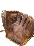 Wilson Right Hand Throw Mike Flanagan Baseball Glove A2274 -. Fixed Price $15.00.