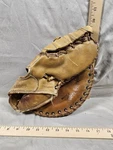 Antique Wilson A2885 Baseball Glove Pete Runnels Model 1ST. Fixed Price $75.00.