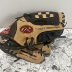 Rawlings PL100GB Derek Jeter Tee Ball Glove & 10" Right Hand Throw Kids. Fixed Price $11.99.