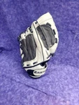 Very Good Easton ZFX1000 Inch Leather Right Hand Throw Baseball Glove. Fixed Price $10.00.